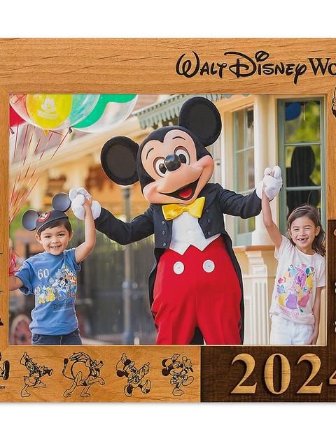 Walt Disney World 2024 Photo Frame by Arribas – 8'' x 10'' – Personalized