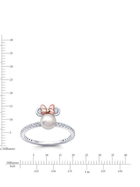 Minnie Mouse Icon Pearl Ring by CRISLU