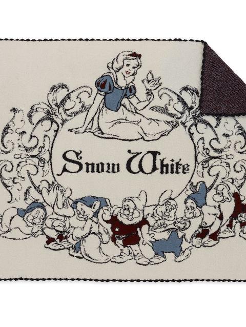 Snow White CozyChic® Blanket by Barefoot Dreams – Snow White and the Seven Dwarfs